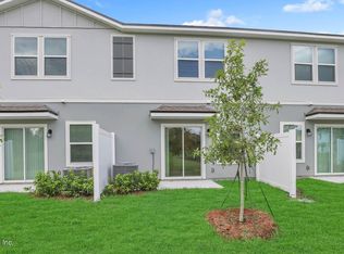 9030 Gifford Dr, Jacksonville, FL 32220