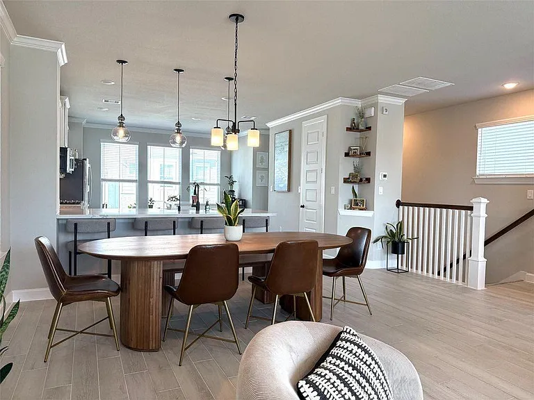 5614 Green Rise Ln — Photo 3