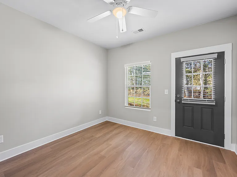 179 Wheeler Cir #202 — Photo 15