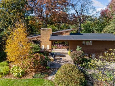 227 Ardmore Dr, Golden Valley, MN, 55422