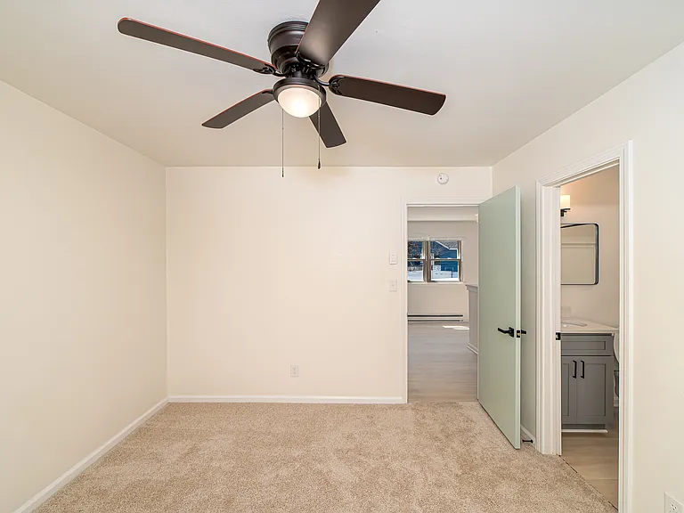410 E. Little Creek — Photo 11