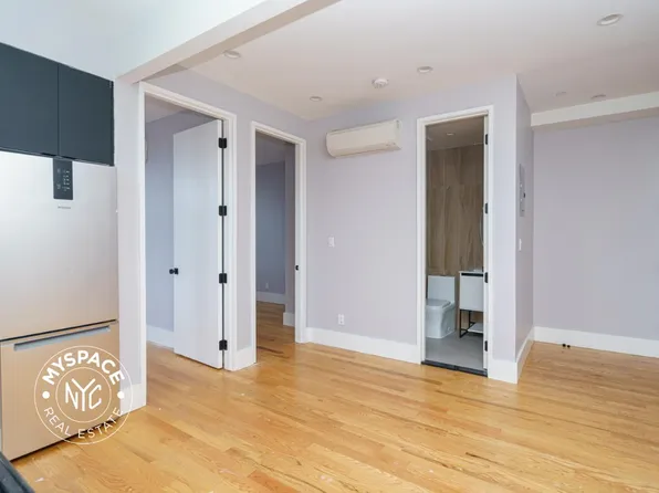 1520 Saint John's Place image 11 of 11