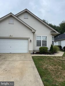 89 Warwick Way, Southampton, NJ, 08088