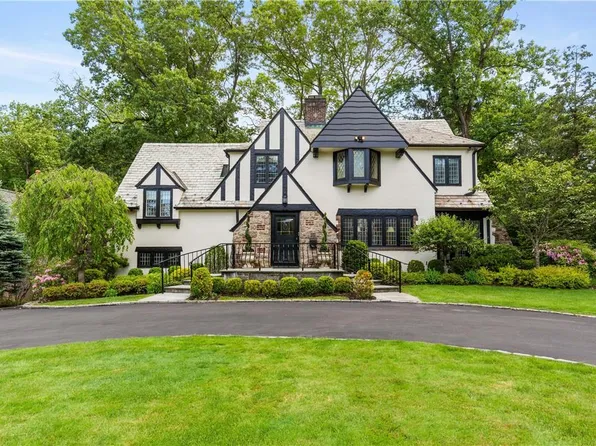 23 Park Drive S, Rye, NY 10580