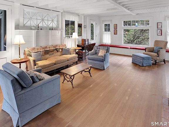 5th image of 126 Magna Lane