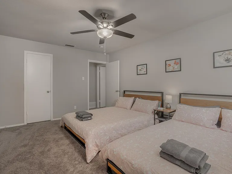11210 Cotillion Dr — Photo 15