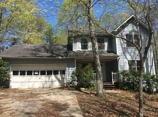 940 White Stag Ln, Canton, GA 30115