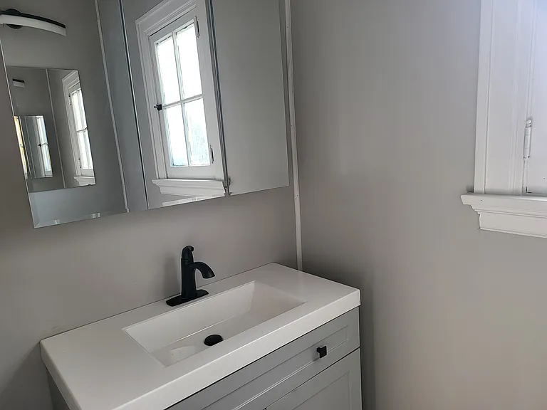 226 E 16th Ave — Photo 21