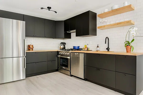 Sold by Compass | media 4