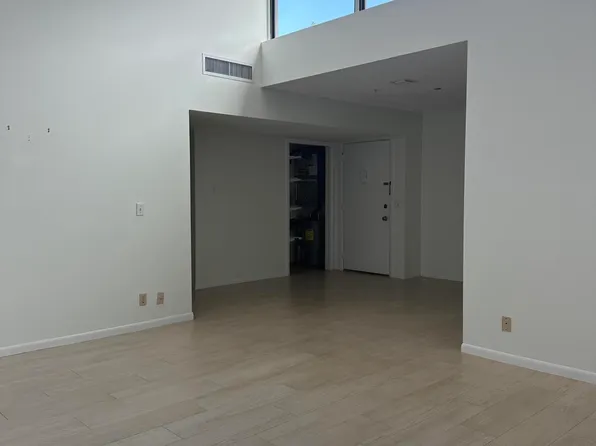 2671 Boundbrook Blvd APT 123, West Palm Beach, FL 33406