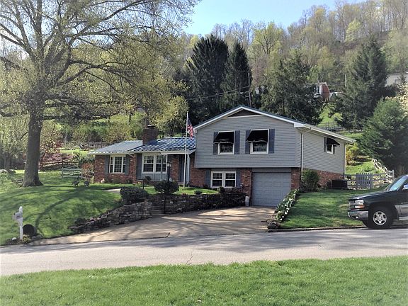 4-22-19 Front of House