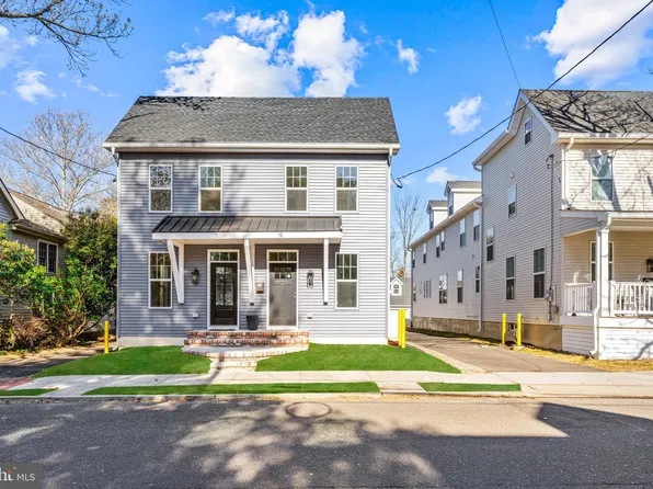19 E 2nd St, Moorestown, NJ 08057