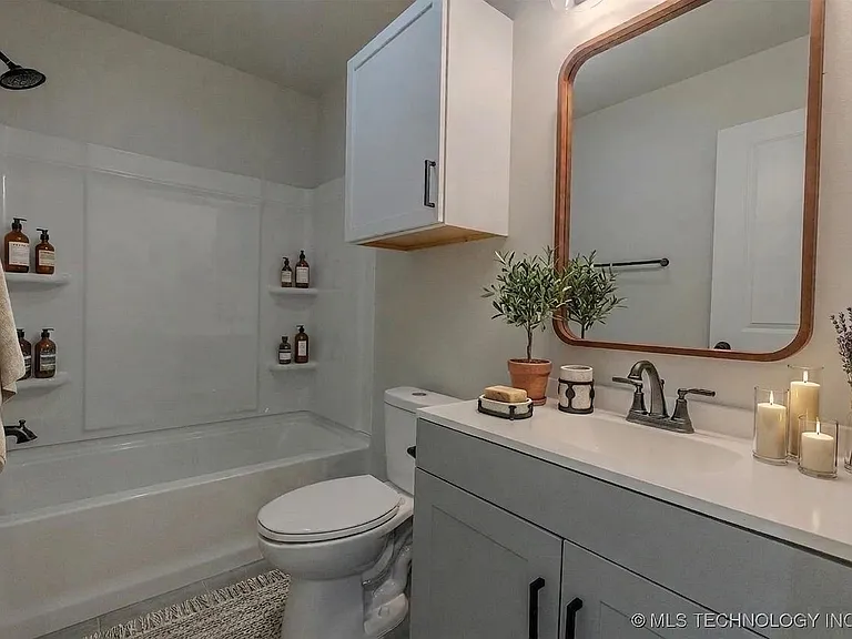 4119 W 57th St #B — Photo 16