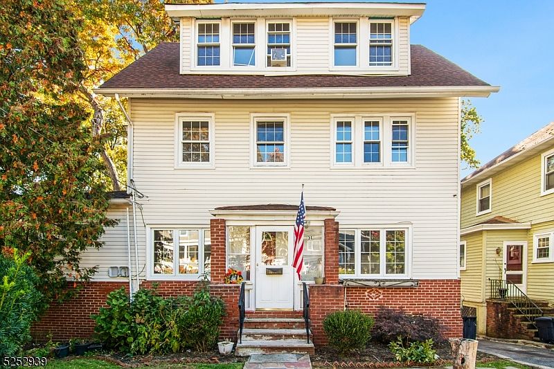 1st image of 31 Overlook Ave