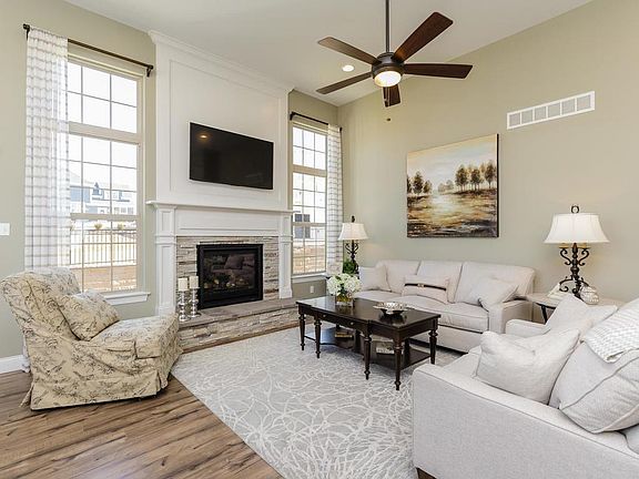 4th image of 2550 Kilare Ln