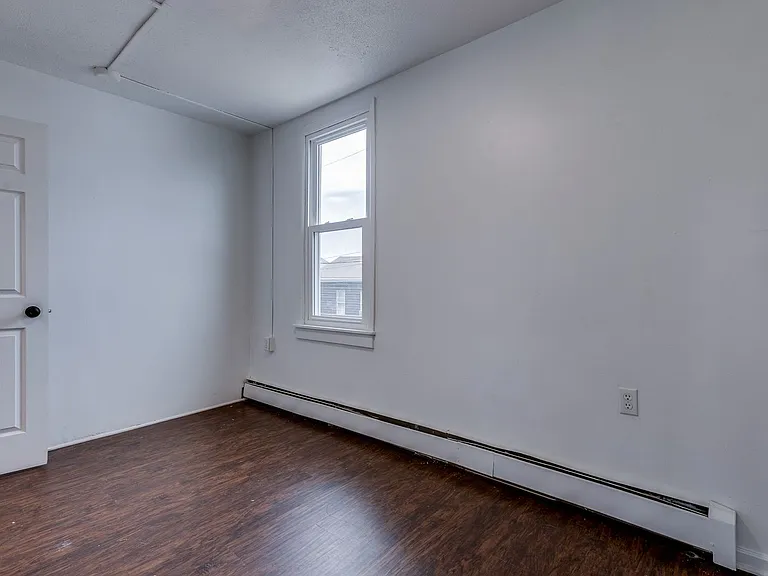 978 Manton Way — Photo 25