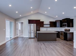 503 4th St, Hudson, WI 54016