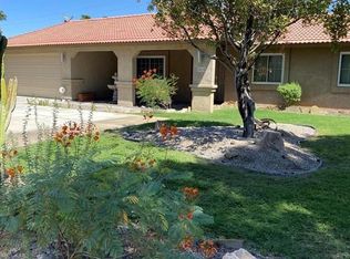 2010 E Acacia Rd, Palm Springs, CA 92262
