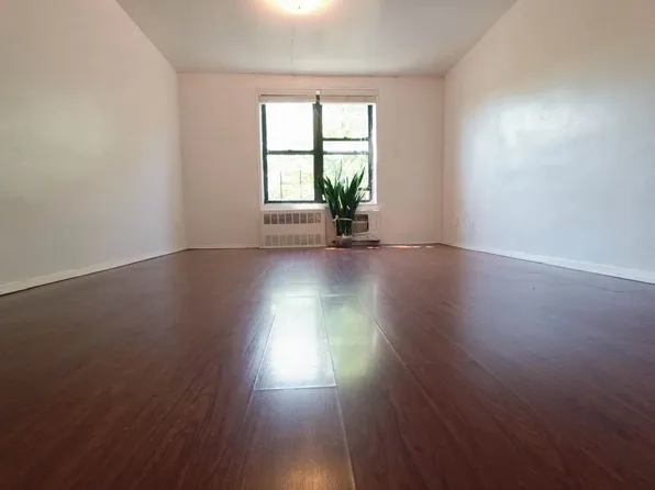 78-06 46th Avenue image 2 of 14