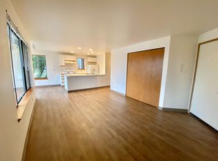 2501 E Madison St APT 101, Seattle, WA 98112