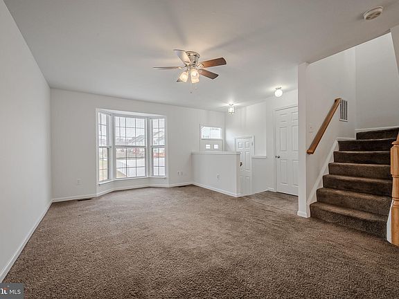 4th image of 455 Feather Dr