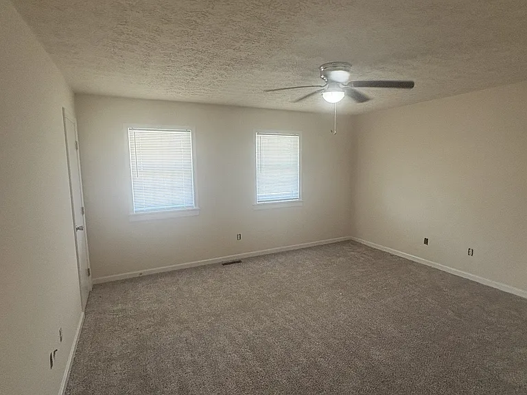 1612 Highland Way #C — Photo 8