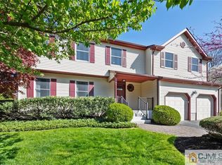 9 Oak Tree Rd, Monmouth Junction, NJ 08852