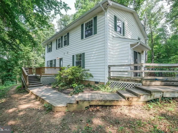 286 Summit Ridge Rd, Front Royal, VA 22630