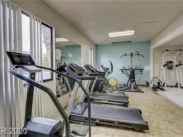3930 University Center Dr APT 901, Las Vegas, NV 89119