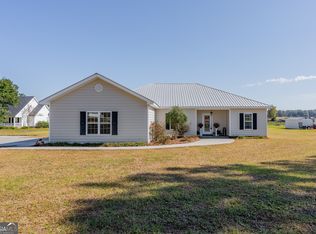 6664 Southside Dr, Blackshear, GA 31516