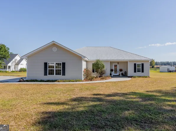 6664 Southside Dr, Blackshear, GA 31516