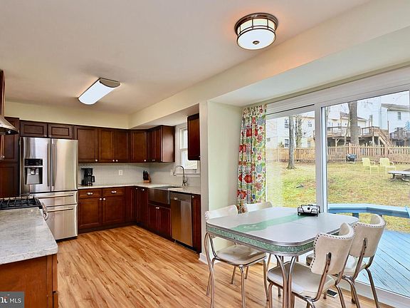4th image of 4707 Carterwood Dr