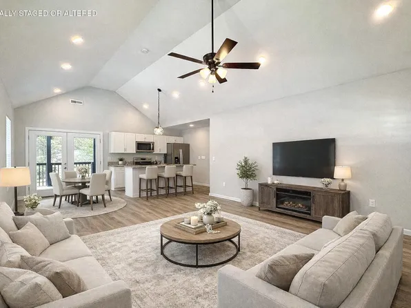 918 Shallowford Rd, Chattanooga, TN 37411