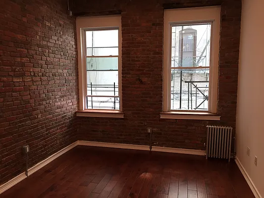 Rented by WRE Group | media 25