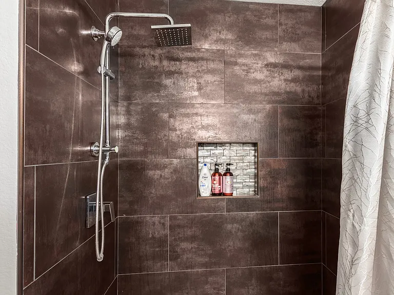 3025 E Hampton Cir — Photo 10