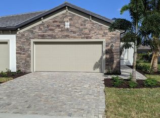 9169 Glenforest Dr, Naples, FL 34120