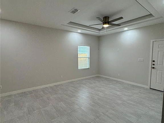 2nd image of 1000 N Clarence Ave #4
