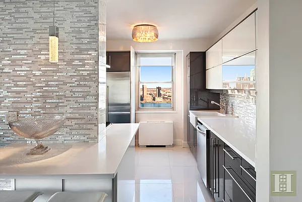 Sold by Halstead Real Estate | media 3