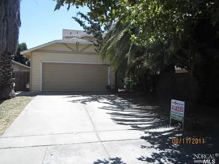 357 Silk Oak Dr photo 1