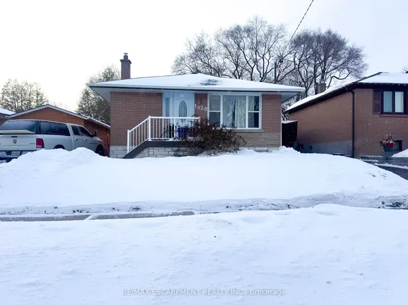 1328 Sharbot St, Oshawa, ON L1J 1K2