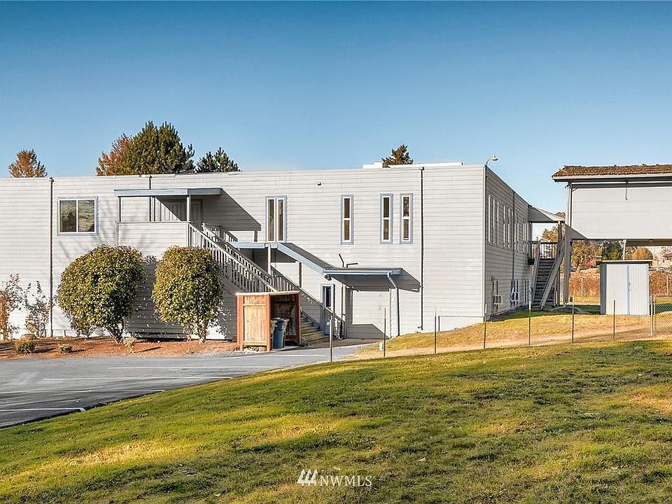 1st image of 6615 38th Ave