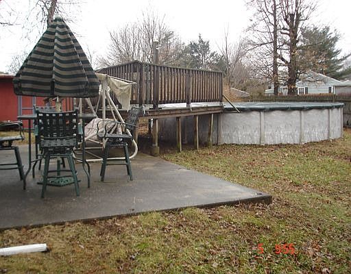 Rear Patio / Pool