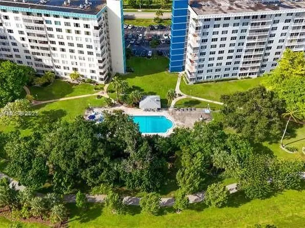 4200 Hillcrest Dr APT 1017, Hollywood, FL 33021