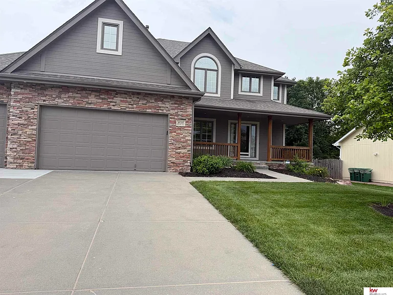 8539 S 98th Cir — Photo 1