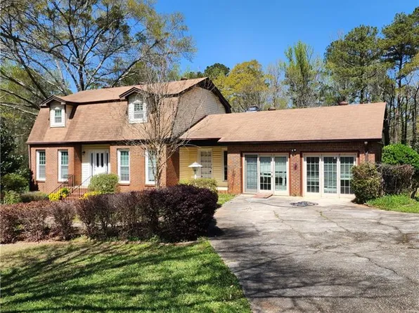 1629 Colonial South Dr SW, Conyers, GA 30094
