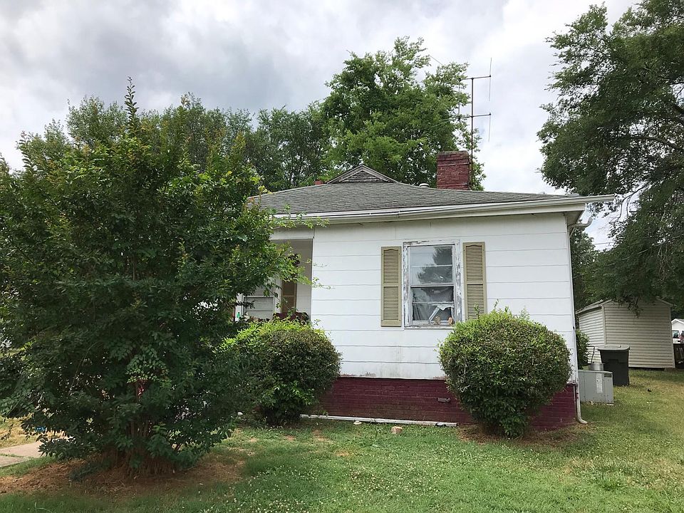 1st image of 705 McConnell Ave