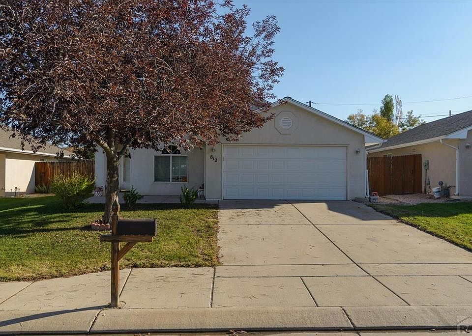 1st image of 812 Ardath Ln