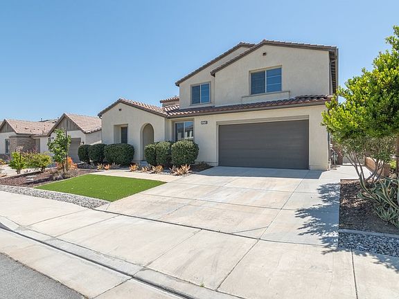 3rd image of 34794 Garden Trellis Pl