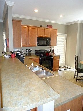 5th image of 436 Holland Lakes Dr N