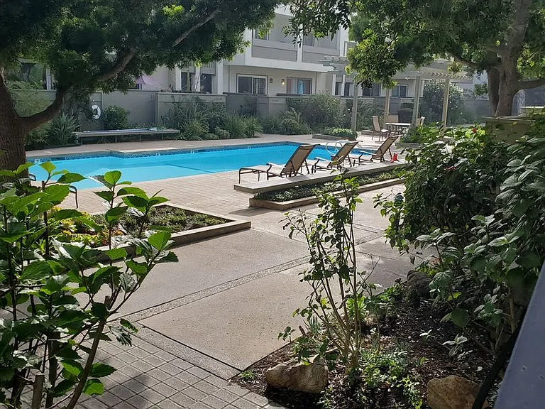 13240 Fiji Way #D — Photo 27
